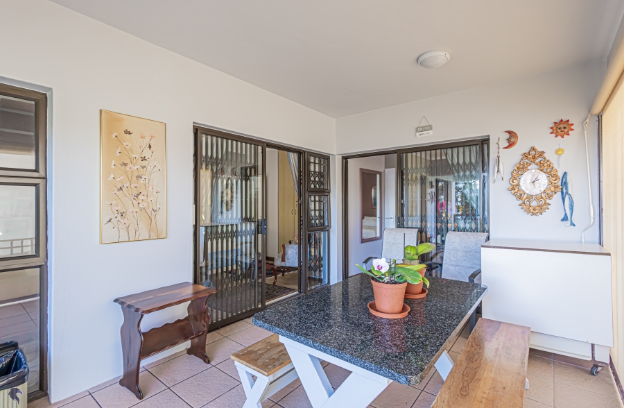 4 Bedroom Property for Sale in Calypso Beach Western Cape